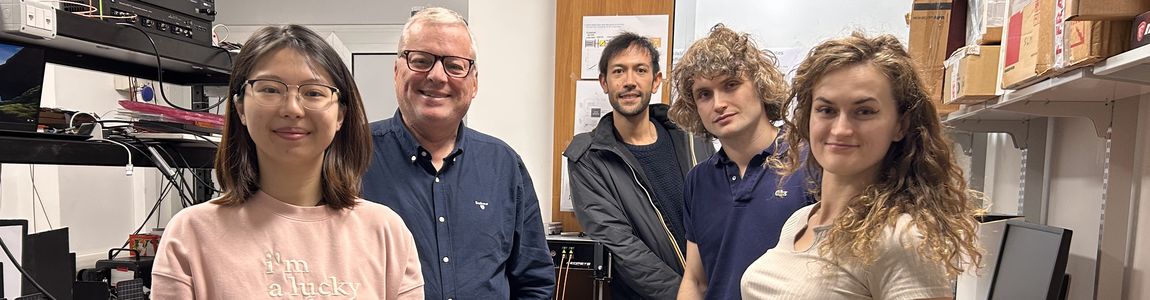 Stefan Wabnitz con il team di ricerca